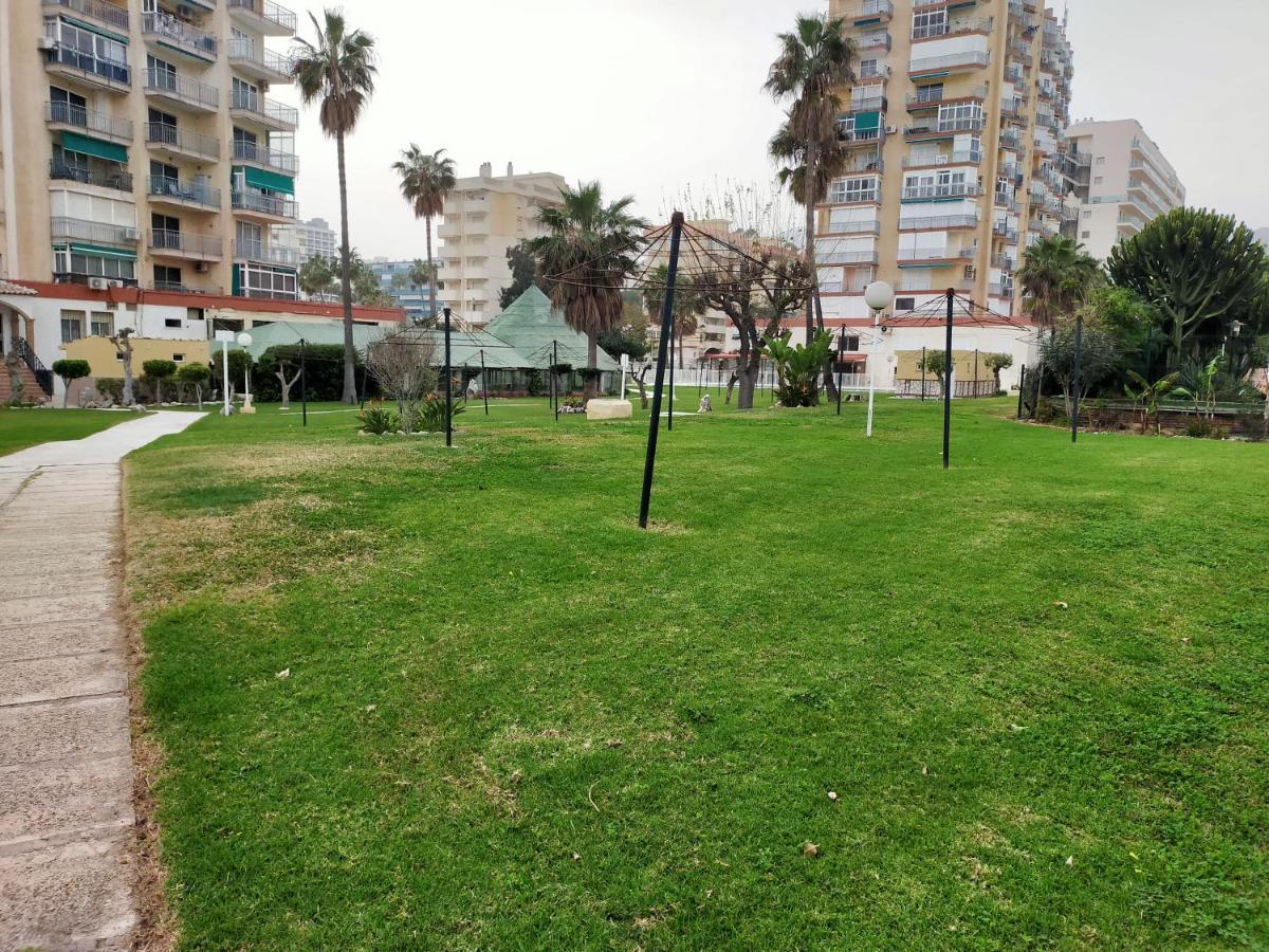 Benalmadena ,Apartamento-Estudio Primera Linea De Playa Esterno foto